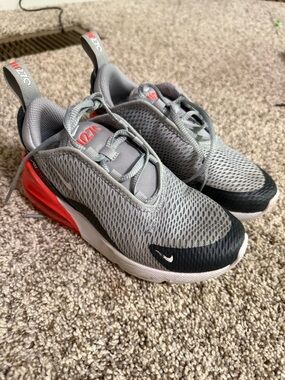 Nike Kids' Air Max 270 Grey with Red Accent Sneakers